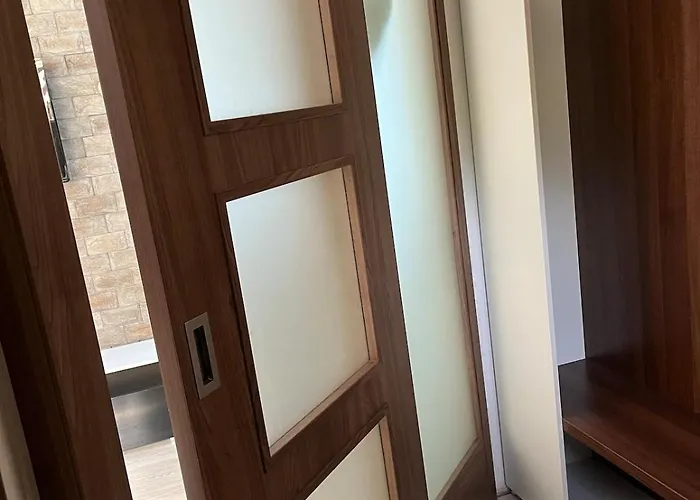 Dom Pre Hosti Blizko Centra Bb Διαμέρισμα *